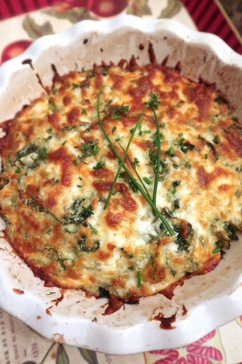 Kale Quiche, Quiche Recipes Easy, Spinach Quiche, Csa Recipes, Cabbage Casserole, Savoy Cabbage, Cabbage Recipes, Quiche Recipes, Crust Recipe