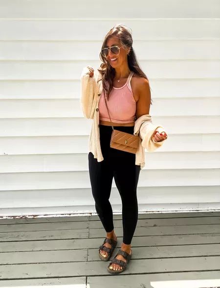 Tank And Leggings Outfit, Leggings And Sandals Outfit, Cropped Leggings Outfit, Dressy Leggings Outfit, Muscle Tank Outfit, Spring Leggings Outfit, Black Leggings Outfit Summer, Adulting Outfits, Summer Tank Top Outfits