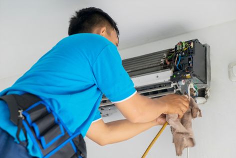 How To Plan The Right Location To Install Aircon? - @bsolute Solutions™ Ac Installation Ideas, Daikin Ac, Split Ac Wiring, Cooler Air Conditioner, Ac Wiring, Car Ac Repair Services, Air Conditioning Maintenance, Air Conditioner Installation, Hvac Control