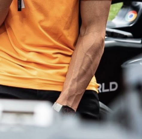 Lando Norris Hot Pics, Lando Norris Aesthetic, Mclaren Aesthetic, Aesthetic Formula 1, Formula 1 Aesthetic, Aesthetic Merch, Mclaren Formula 1, 1 Aesthetic, Formula 1 Car