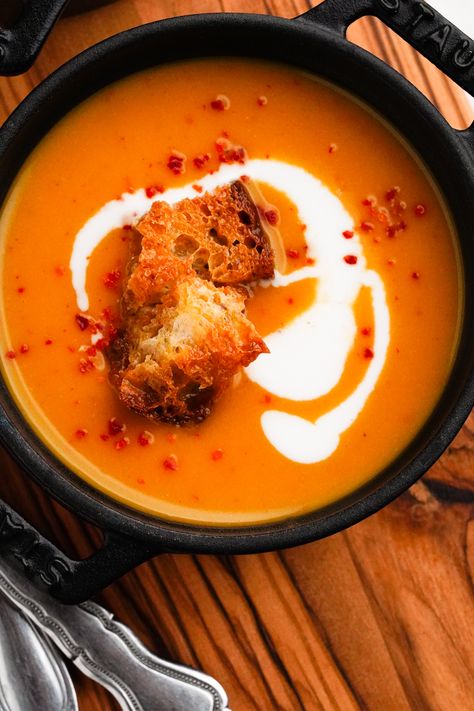 Curried Butternut Squash Soup - Whisper of Yum Whisper Of Yum, Curry Butternut Squash Soup, Curried Butternut Squash, Butternut Squash Curry, Curried Butternut Squash Soup, Cut Butternut Squash, Creamy Mushroom Soup, Chicken And Butternut Squash, Butternut Squash Recipes Soup