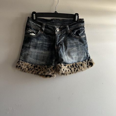 Y2k fur shorts Purchased off japan online Gyaru... - Depop Gyaru Shorts Outfit, Fashion Kpop, Dream Clothes, Personal Stylist, Short Outfits, Dream Closet, Japan, Wardrobe, Closet