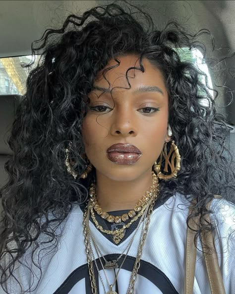 Dope Jewelry Accessories, Cute Makeup Looks, Jewelry Lookbook, Face Card, Star Girl, Pretty Makeup, Aesthetic Hair, Cute Makeup, Mode Inspiration