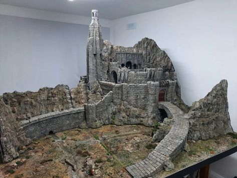 Elliot on Instagram: “So here it is finished, the ancient fortress of the Hornburg, Helms Deep, Suthberg to the Rohirrim. Many of you have followed this build…” Minecraft Helms Deep, Helms Deep Minecraft, Lotr Minecraft, Ancient Fortress, Dungeon Terrain, Map Inspiration, Helms Deep, Lotr Art, Fairy Furniture