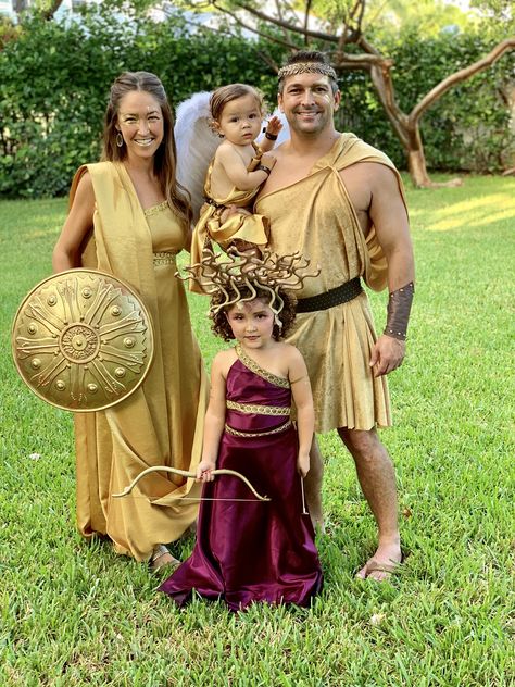 Roman Day School Costume, Family Egyptian Halloween Costumes, Greek God Family Costume, Greece Family Costume, Olympian Costume, Greek Gods Costume, Mythology Party, Egyptian Halloween Costume, Greek Mythology Costumes