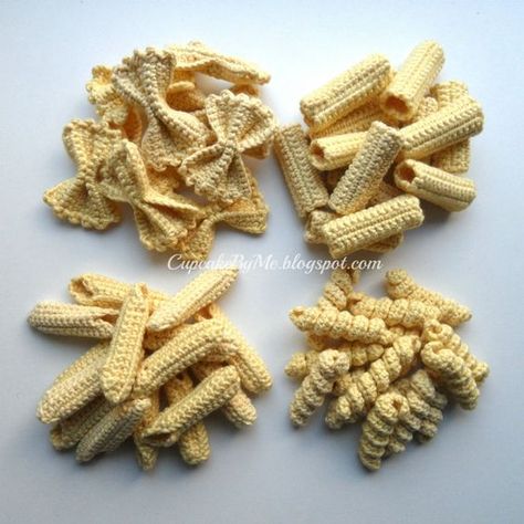 Crochet Ravioli Free Pattern, Crochet Pasta Pattern Free, Crochet Pasta, Pasta Crochet, Crocheted Food, Crochet Fruit, Fair Isles, Crochet Food, Fun Crochet Projects