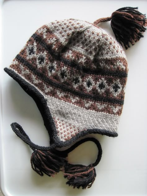 Wooly Hat Outfit Winter, Wooly Hat, Woolen Hat, Hat Outfit Winter, Silly Hats, Wooly Hats, Mittens Pattern, Hat Ideas, Outfits With Hats