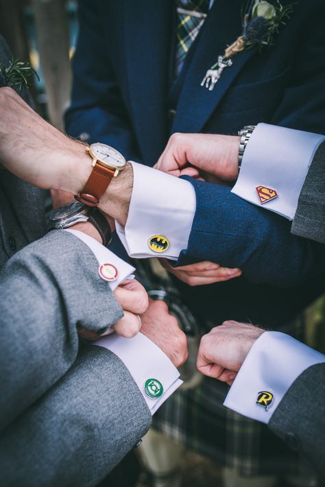 Groom & Groomsmen Cufflinks - Justice League - Photography: James Powell - http://www.jamespowellphotography.co.uk/ Marvel Wedding, Pose Pengantin, Batman Wedding, Green Quince, Red Quince, Groomsmen Cufflinks, Dresses Lavender, Dream Wedding Decorations, Dresses Green