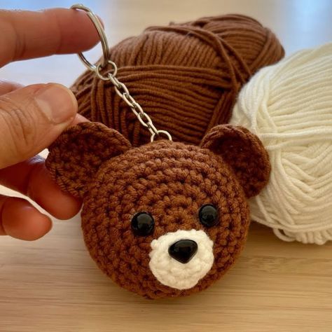 Crochet Brown Bear Keychain Pattern (1) Brown Crochet Projects, Brown Yarn Crochet Ideas, Crochet Bear Keychain, Smocking Fashion, Crochet Brown, Crochet Apple, Crochet Keychains, Mini Teddy Bears, Crochet Nursery