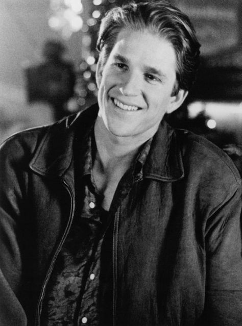 Still of Matthew Modine in Gross Anatomy (1989) Matthew Modine 80s, Memphis Belle, Matthew Modine, Gross Anatomy, Cary Elwes, Goodfellas, Walk Of Fame, Famous Faces, Famous Celebrities