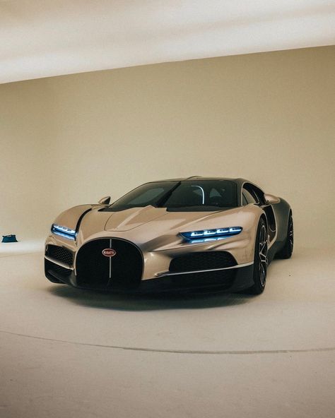 2025 Bugatti Tourbillon Buggati Tourbillon, Bugatti Tourbillon, Bugatti Models, Cool Car Pictures, Bugatti Cars, Bugatti Chiron, Super Luxury Cars, Classy Cars, Bugatti Veyron