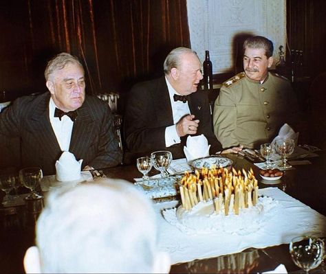 Victorian Drawing Room, Colorized Historical Photos, 69th Birthday, Joseph Stalin, The Dictator, Franklin Roosevelt, John Lennon And Yoko, Winston Churchill, Historical Pictures