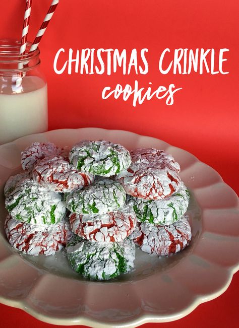 Christmas Crinkle Cookies | Cooking Mamas Red And Green Crinkle Cookies, Green Crinkle Cookies, Christmas Crinkle Cookies, Noel Cookies, Store Bought Cake, Christmas Food Gifts, Cookies Easy, Crinkle Cookies, Cookie Tray