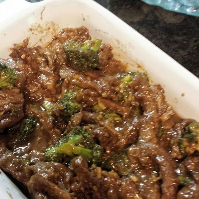 Stir-Fried Beef and Broccoli - Emeril Lagasse @keyingredient #honey Emerils Recipes, Emeril Recipes, Emeril Lagasse Recipes, Chefs Recipes, Asian Stir Fry, Red Meat Recipes, Crockpot Dinners, Corned Beef Recipes, Honey And Soy Sauce