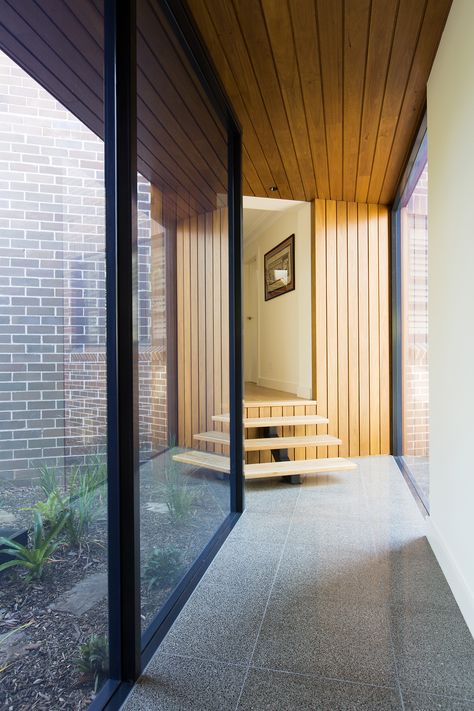 House With Glass Hallway, Glass Link House, Glass Hallway Connecting House, Glass Link Corridor, Glass Hallway Connector, Parts Of House, Glass Link Between Buildings, Glass Breezeway, Glass Link Extension