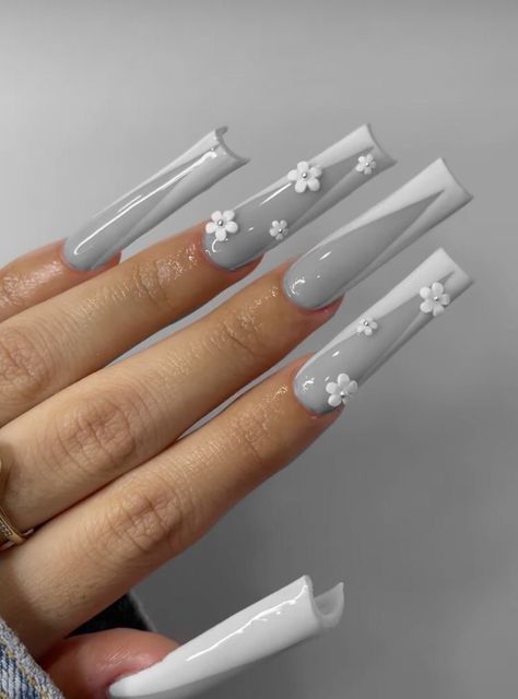 Coffin Acrylic Nails Gray, Long Acrylic Nails Gray, Baddie Short Acrylic Nails Square White, Grey Valentine Nails, Grey And White French Tip Nails, Grey And White Acrylic Nails, Grey Long Nails, Long Grey Nails, White And Gray Nails