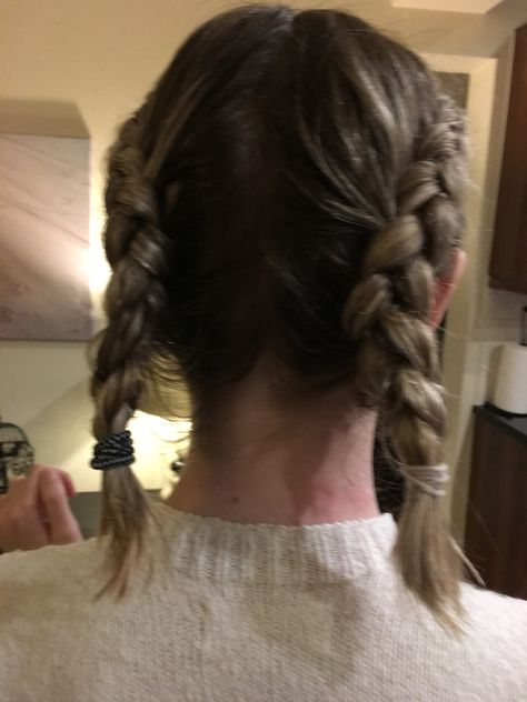 Medium Hair Braids Shoulder Length, Shoulder Length French Braids, Shoulder Length Hair Braids, Shoulder Length Braids, Below Shoulder Length Hair, Collarbone Length Hair, Medium Hair Braids, Boxer Braids, Church Camp