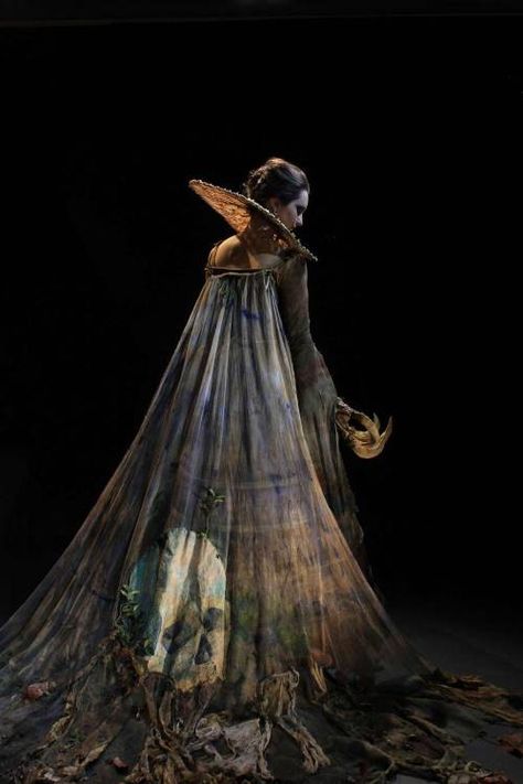 opulentdesigns:  Costume by Katie Garden Wimbledon Costume Design student. 10th Kingdom, Dark Crystal, Theatre Costumes, Fantasy Costumes, Fashion Costume, Design Student, Fantasy Clothing, Fantasy Fashion, Wimbledon