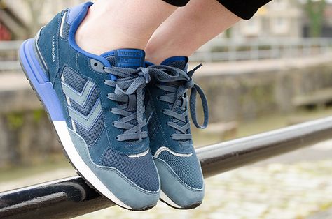 Hummel Women's Marathona Evo Review! Altra Lone Peak Women, Uk Street Style, Hummel Sneaker, Uk Fashion, Fashion Blog, What To Wear, Street Style, Women Shoes, Sneakers