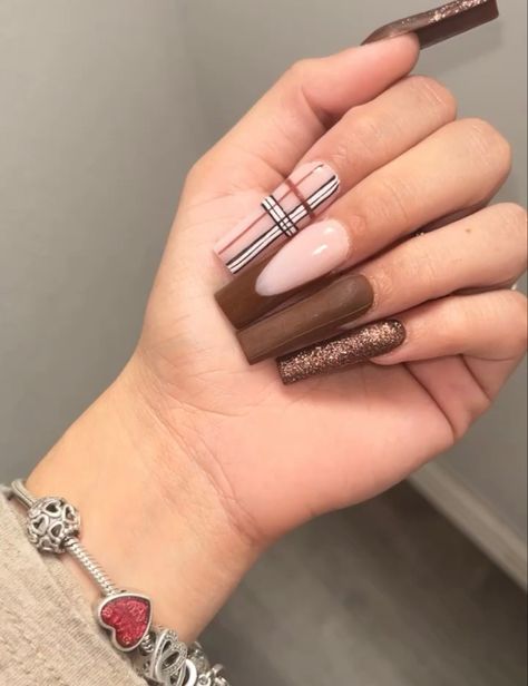 Thanksgiving nails Kylie clawz nail set nail set Friendsgiving Flannel Acrylic Nails, Plaid Fall Nail Designs, Brown Sweater Nails, Brown Plaid Nails, Sweater Nails Fall, Plaid Fall Nails, Fall Sweater Nails, Plaid Nail Designs, Fall Tones