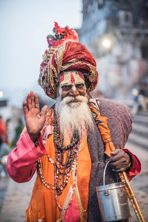 Sadhu (Indian Holy Man) in Varanasi, Uttar Pradesh, India, Asia Travel Destinations Photography, 4k Wallpapers For Pc, Hanuman Photos, India Asia, States Of India, Nature Wildlife, Indian Summer, Travel Images, Uttar Pradesh