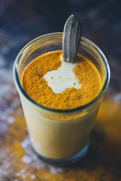 Immune Boosting Turmeric Lassi Benefits Of Turmeric Milk, Turmeric Milk Benefits, Milk Benefits, Benefits Of Turmeric, Turmeric Milk, Golden Milk, Beauty And Health, Turmeric Benefits, Mango Smoothie