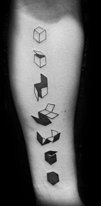 The Coolest Minimalistic Tattoos Cube Tattoo, Box Tattoo, Minimalist Tattoo Meaning, Paris Tattoo, Typography Tattoo, French Tattoo, Minimal Tattoo Design, Minimalist Inspiration, Geometric Tattoo Design