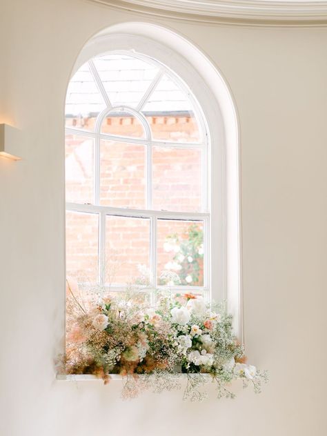 Windowsill decorated with modern wedding flowers. Iscoyd Park wedding venue. Jade Osborne Photography Wedding Window Decorations, Window Wedding Decor, Windowsill Flowers, Pennyhill Park, Windowsill Decor, Iscoyd Park, Wedding Window, Elegant Black Tie, Window Sill Decor