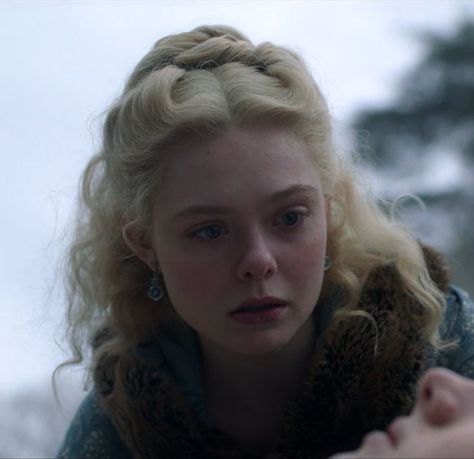 Elle Fanning - Catherine Ellie Fanning, Ivory Gloves, Blonde Actresses, Perfect Eyelashes, Targaryen Aesthetic, Catherine The Great, Body Pose Drawing, Imperial Russia, Princess Aesthetic