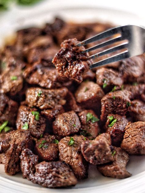 Steak Bites Recipe - Coop Can Cook Easy Steak Dinner, Coop Can Cook, Sauteed Steak, Steak In Oven, Steak Sandwiches, Steak Bites Recipe, Baked Steak, Garlic Steak, Pan Seared Steak