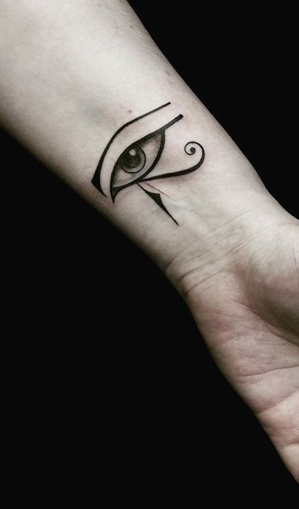 100 Trendy Eye of Horus Tattoos and Meanings - Tattoo Me Now Eye Of Ra Tattoo, Egyptian Eye Tattoos, Horus Tattoo, Third Eye Tattoos, Eye Tattoos, Egyptian Tattoo Sleeve, Tattoos Matching, The Eye Of Horus, Egyptian Eye