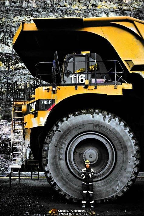 . Mighty Machines, Earth Moving Equipment, Welding Rigs, Caterpillar Equipment, Cat Machines, Heavy Construction Equipment, Cat Power, Mining Equipment, Truck Cranes