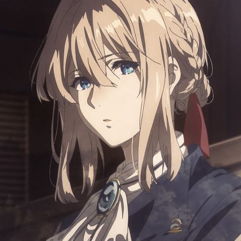 Violet Evergarden Wallpaper, Violet Evergreen, Violet Evergarden Anime, The Ancient Magus Bride, Anime Head, Violet Evergarden, Anime Profile, Iconic Movies, Anime Inspired