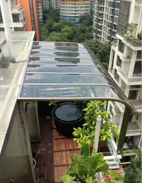 aluminum frame with transparent pc sheet roof canopy, anti-UV and it's good for the plants. Balcony Roof Ideas, Open Terrace Ideas, Balcony Canopy, Patio Balcony Ideas, Roof Balcony, Balcony Shade, Balcony Roof, Timber Frame Porch, Polycarbonate Sheet