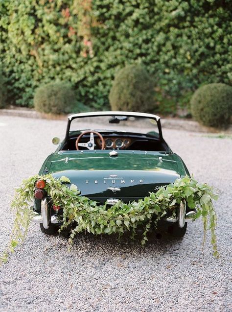 italian elopement and a vintage getaway car by nastia vesna / http://www.himisspuff.com/ways-to-decorate-your-wedding-getaway-car/3/ Vintage Getaway Car, Wedding Getaway Car, Wedding Sparrow, Tuscan Wedding, Getaway Car, Wedding Mood Board, Wedding Mood, Italian Wedding, Italy Wedding