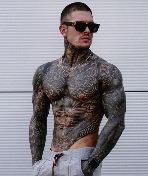 Samurai Tattoo, Male Fitness Models, Head Tattoos, Word Tattoos, Tattoo Models, Shirtless Men, Blackwork Tattoo, Tattoo You, Tattoo Designs Men