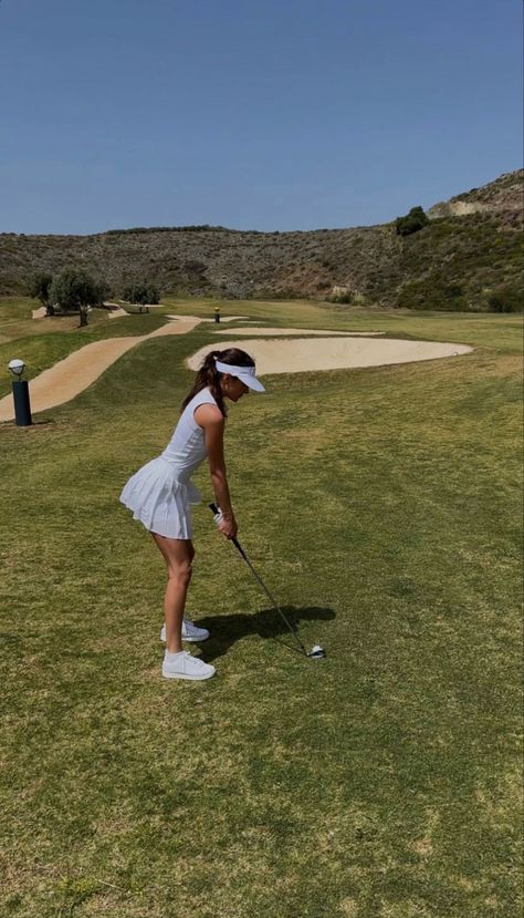 Katerina Berezhna, Cute Golf Outfit, Golf Driving Range, Golf Pictures, Golf Attire Women, Golf Inspiration, Fits Aesthetic, Vacation Mood, Sports Aesthetic