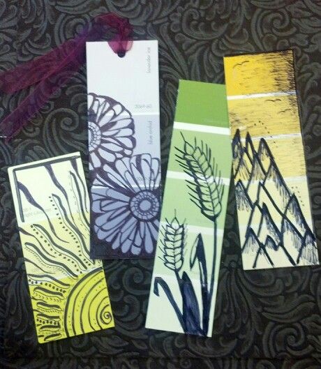 DIY bookmarks from paint swatches Paint Strip Bookmarks, Paint Sample Bookmarks, Paint Swatch Bookmark, Journal Cutouts, Paint Samples Crafts, Scrapbooking Bookmarks, Paint Sample Cards, Paint Chip Crafts, Paint Chip Art