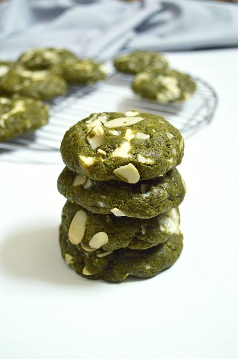 Matcha White Chocolate Cookies, Matcha Cookies Recipe, White Chocolate Recipe, White Chocolate Matcha, White Chocolate Cookie Recipes, Matcha White Chocolate, Soft Baked Cookies, White Chocolate Recipes, Matcha Dessert