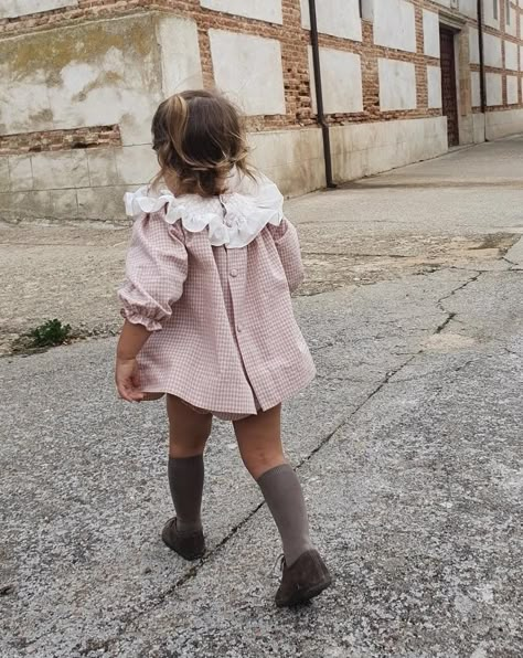 European Baby Fashion, Kid Outfits, Stylish Kids Outfits, Kids Clothing Brands, Kids Ootd, Kids Outfits Girls, Stylish Kids, Girl Mom