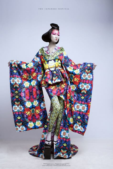 Modern Kimono Fashion, Geisha Hair, Colorful Clothing, Modern Kimono, Kimono Design, Japanese Hairstyle, Design Textile, Box Braids Hairstyles, Harajuku Fashion