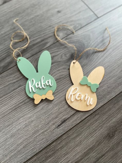 Easter Basket Name Tags, Easter Name Tags, Easter Laser Ideas, Easter Tag, Creative Easter Baskets, Easter Basket Items, Personalized Easter Bunny, Easter Basket Tags, Personalized Easter Basket