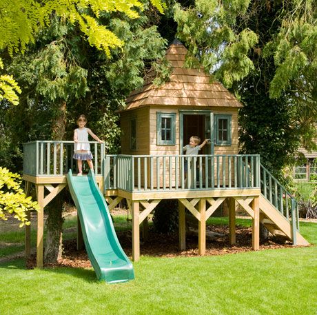 Play House Outside Playhouse, Kids Playhouse Outdoors, Garden Playhouse, Diy Playhouse, Backyard Playhouse, Build A Playhouse, Wendy House, Kids Outdoor Play, Outdoor Play Area