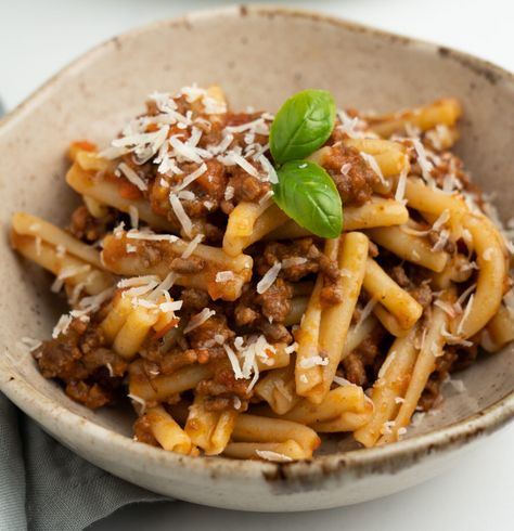 Casarecce Pasta Recipes, Pasta Salad Dishes, Beef Bolognese Sauce, Pasta With Beef, Meat Pasta Recipes, Rustic Pasta, Beef Bolognese, Italian Meat Sauce, Fra Diavolo