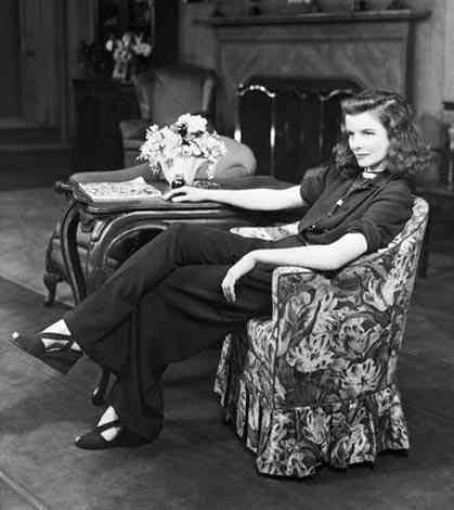 Katharine Hepburn forties pantsuit vintage style 1940s playsuit Generational Photography, Katherine Hepburn Style, The Philadelphia Story, Katharine Ross, 1940's Fashion, Katherine Hepburn, Hepburn Style, Katharine Hepburn, Julie Andrews