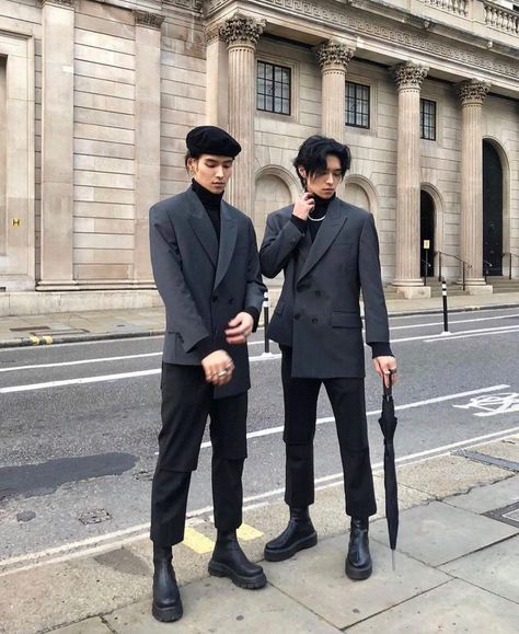 Sneakers & Streetwear | Iconic Twins 👀 1, 2 or 3? 💭 Follow us, @stonedfits, for more! 👻 ⇁ Credits: @yiulanau Credits: @yuukiau | Instagram Men Outfits Aesthetic, Formal Attire For Men, Black Outfit Men, Dark Academia Outfit, Street Style Outfits Men, Mens Outfit Inspiration, Men Formal, Mens Fashion Streetwear, Men Fashion Casual Outfits