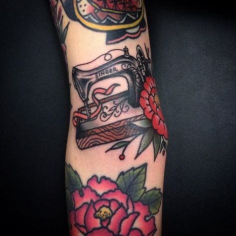 Tattoo uploaded by Robert Davies | Sewing Machine Tattoo by Martin Blomberg #sewingmachine #traditional #vintagetattoos #MartinBlomberg #vintage | 25619 | Tattoodo Tattoo Sewing, Sewing Machine Tattoo, Sewing Tattoos, Knitting Tattoo, Stylish Tattoo, Machine Tattoo, Trendy Sewing Patterns, Vintage Sewing Machine, Singer Sewing