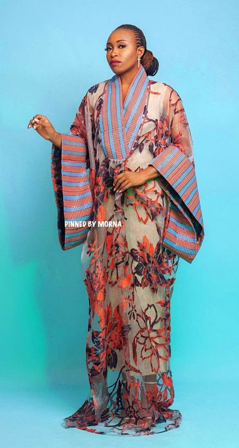 Fancy Suit Designs, Bubu Gown Styles, Vintage Dress Design, African Chic, African Fabric Dress, Kaftan Designs, Mode Kimono, Fancy Suit, Ghanaian Fashion