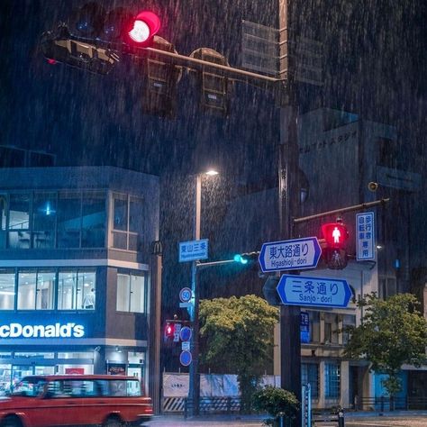 Anime Background Night Street Rain, Rainy Japanese Street, Late Night Tokyo Aesthetic, Japan Night Life Aesthetic, Rainy Tokyo Aesthetic, Dark Citycore Aesthetic Japan, Tokyo Rain Aesthetic, Japan Rain Aesthetic, Japan City Aesthetic Night