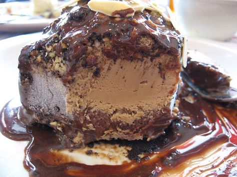 Mocha Mud Pie..much favored Saloon Party, Tooth Cookies, Mud Pie Recipe, 3 Course Meal, 3 Course Meals, Enough Said, Cookies N Cream Cookies, Course Meal, Cat Recipes